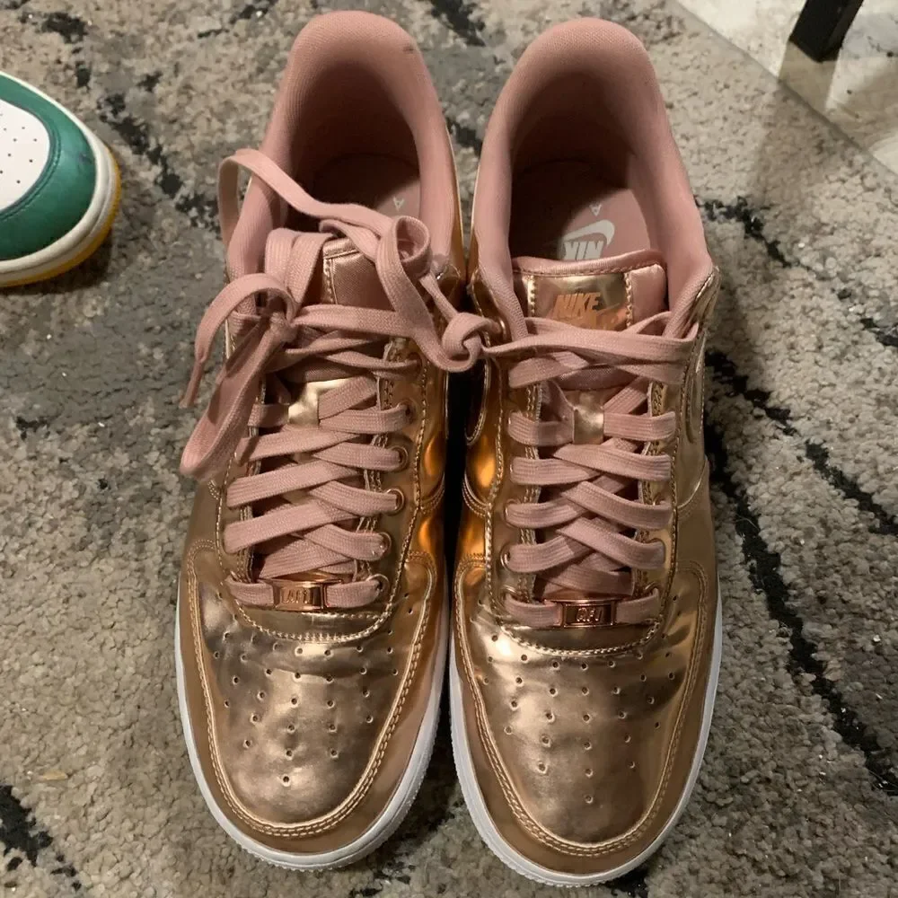 dunk Nike Women Air force 1 SP Metallic Rose Gold CQ6566-900 Size 11